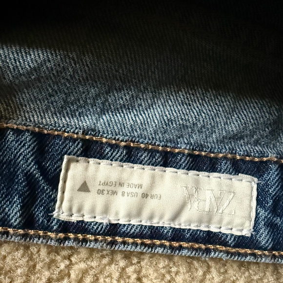 Mid-rise Wide Leg Jeans - Picture 6 of 6